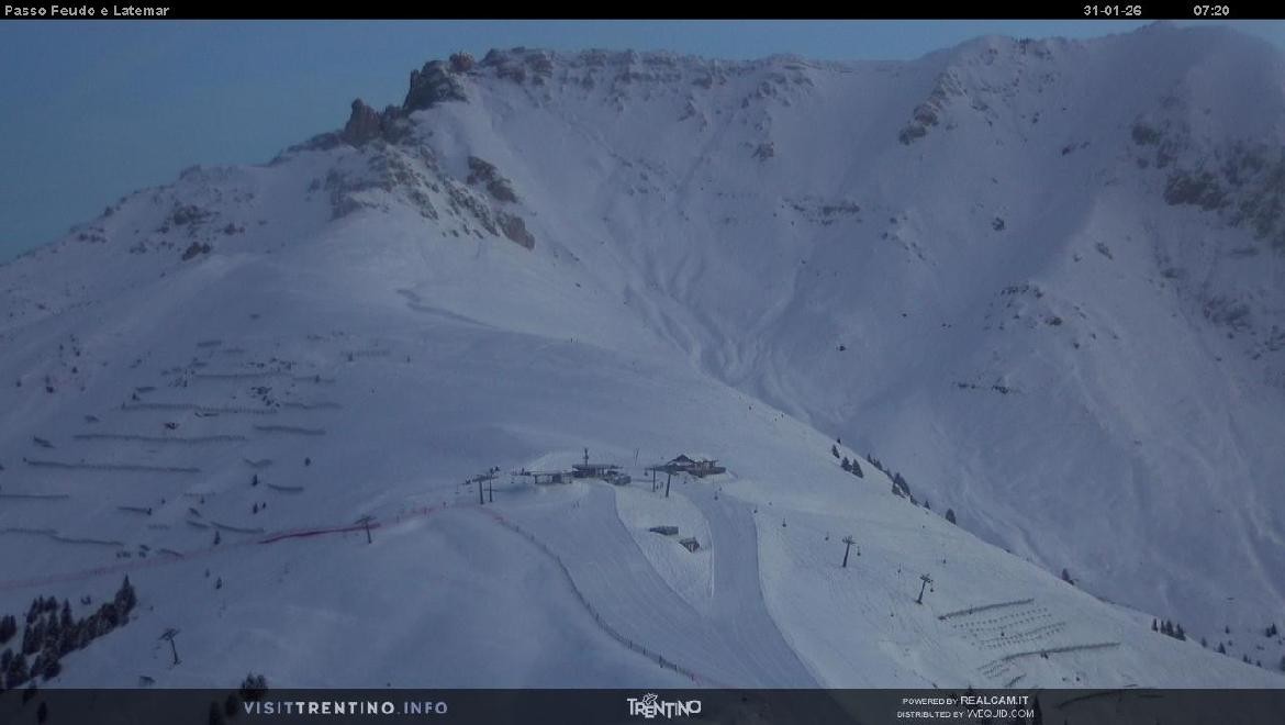 Archived image Webcam Val di Fiemme: Rifugio Pass Feudo