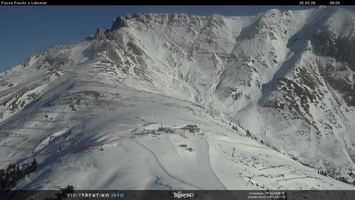Archived image Webcam Val di Fiemme: Rifugio Pass Feudo