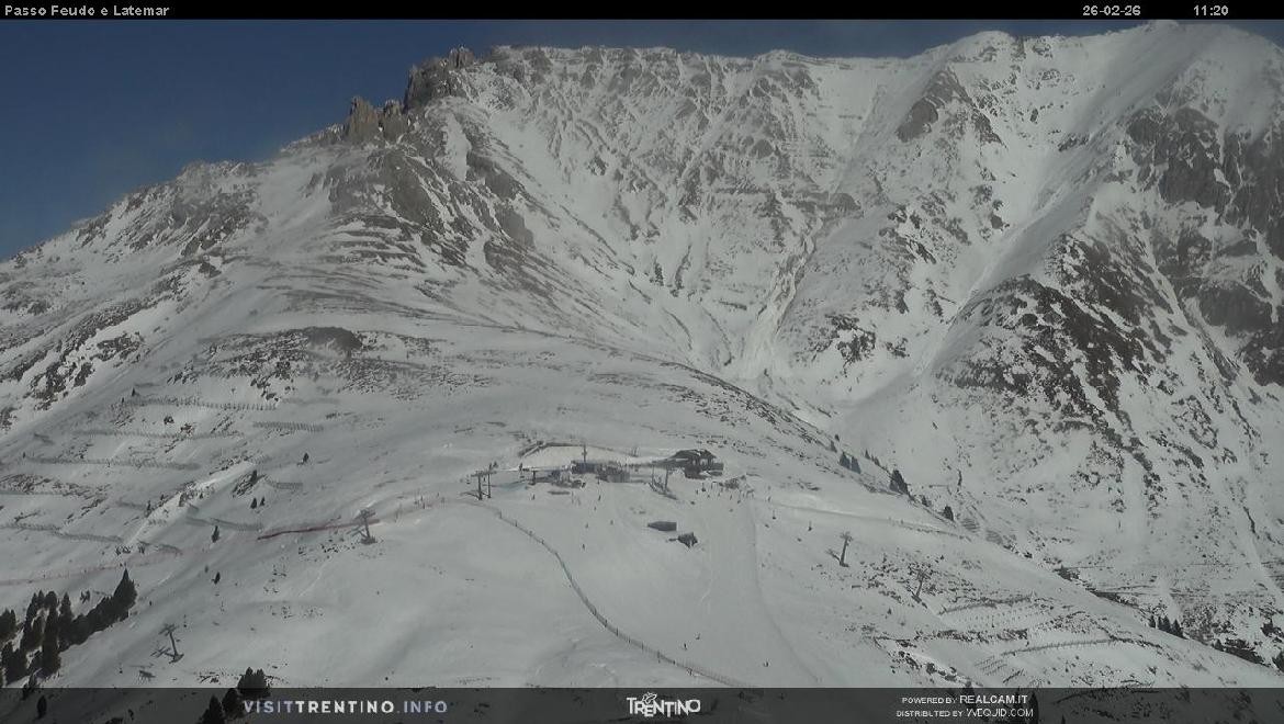 Archived image Webcam Val di Fiemme: Rifugio Pass Feudo