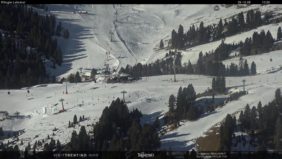 Archiv Foto Webcam Fleimstal, Rifugio Latemar