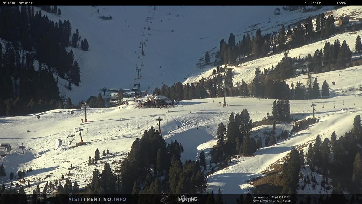 Archiv Foto Webcam Fleimstal, Rifugio Latemar