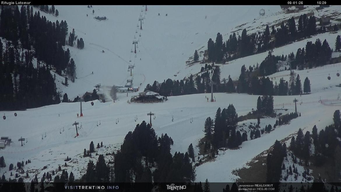 Archiv Foto Webcam Fleimstal, Rifugio Latemar