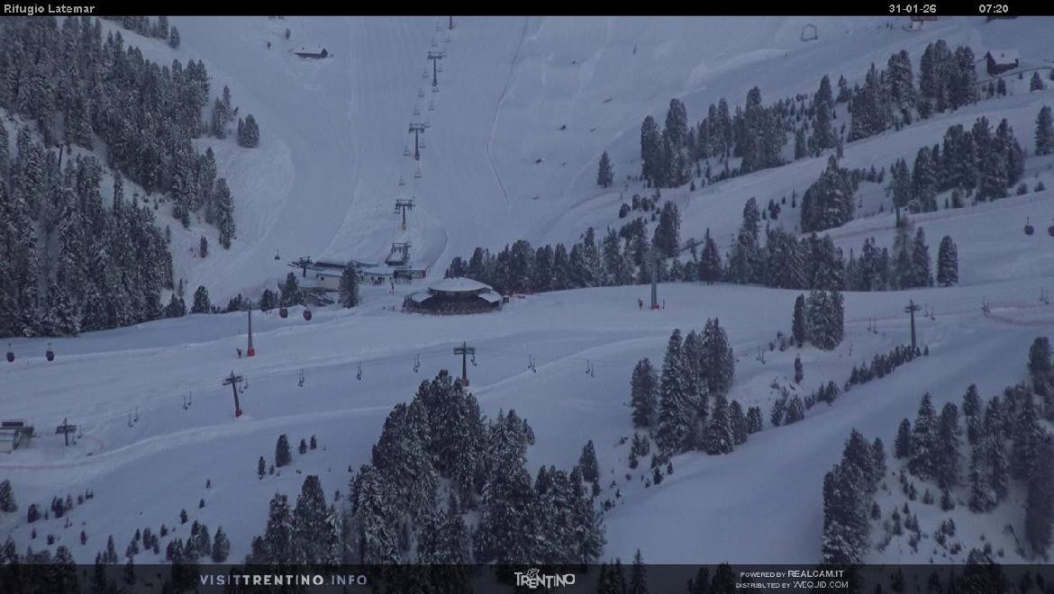 Archiv Foto Webcam Fleimstal, Rifugio Latemar