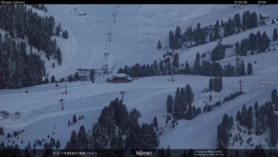 Archiv Foto Webcam Fleimstal, Rifugio Latemar