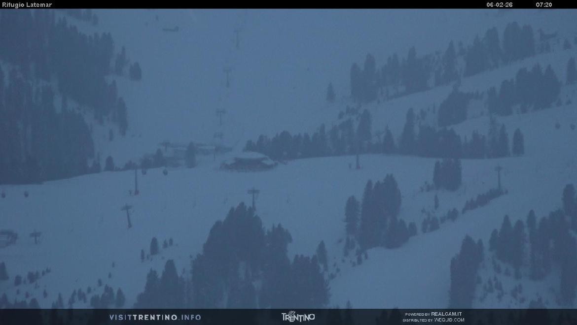 Archived image Webcam Rifugio Latemar, Dolomiten