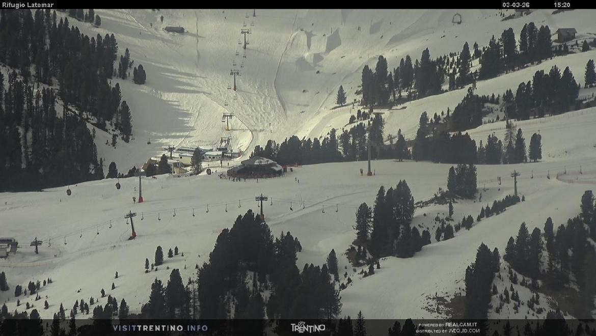 Archived image Webcam Rifugio Latemar, Dolomiten