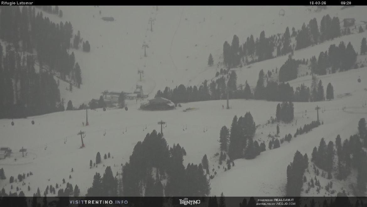 Archiv Foto Webcam Fleimstal, Rifugio Latemar