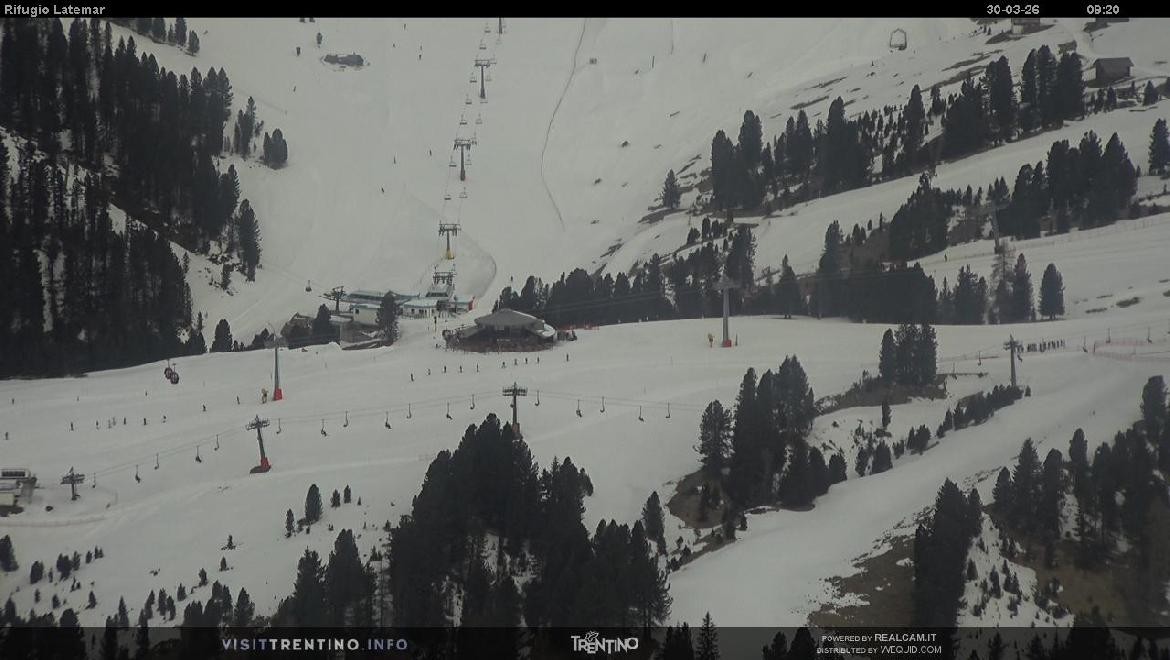 Archiv Foto Webcam Fleimstal, Rifugio Latemar