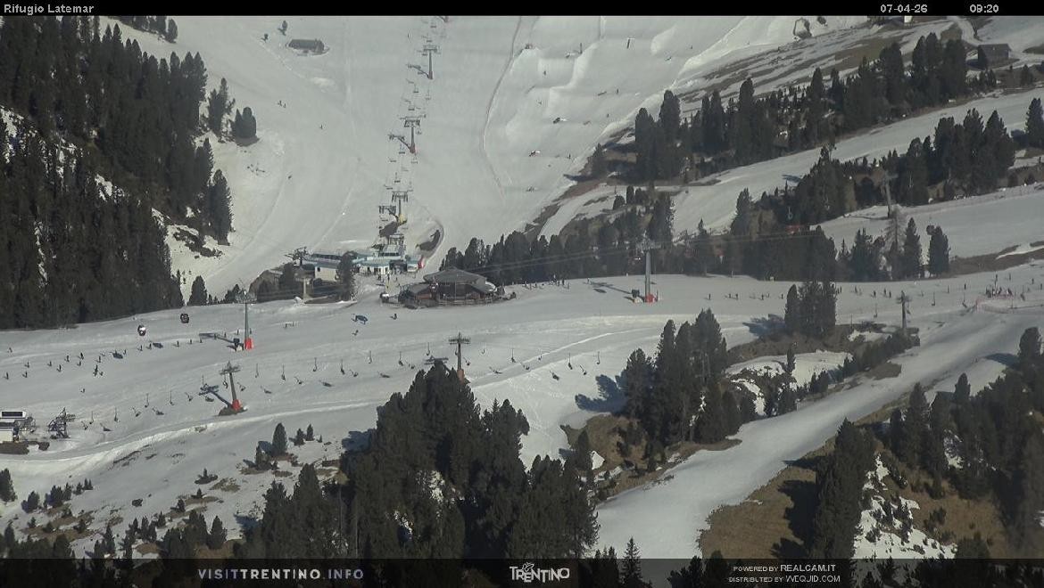 Archived image Webcam Rifugio Latemar, Dolomiten