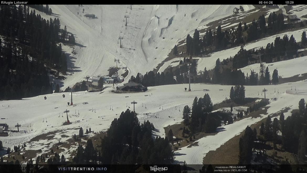 Archived image Webcam Rifugio Latemar, Dolomiten