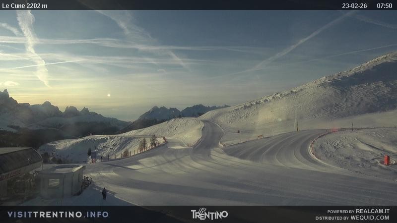 Archiv Foto Webcam Gondelbahn Ronchi-Valbona, Skigebiet Alpe Lusia