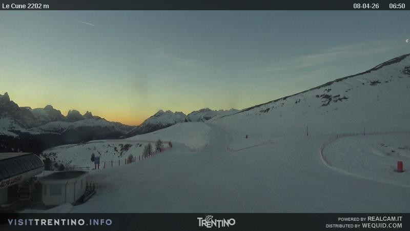 Archiv Foto Webcam Gondelbahn Ronchi-Valbona, Skigebiet Alpe Lusia