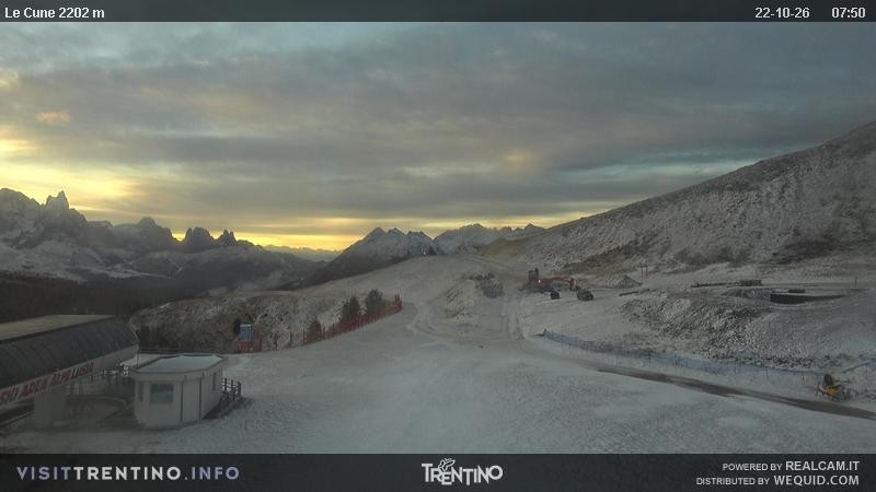 Archiv Foto Webcam Gondelbahn Ronchi-Valbona, Skigebiet Alpe Lusia