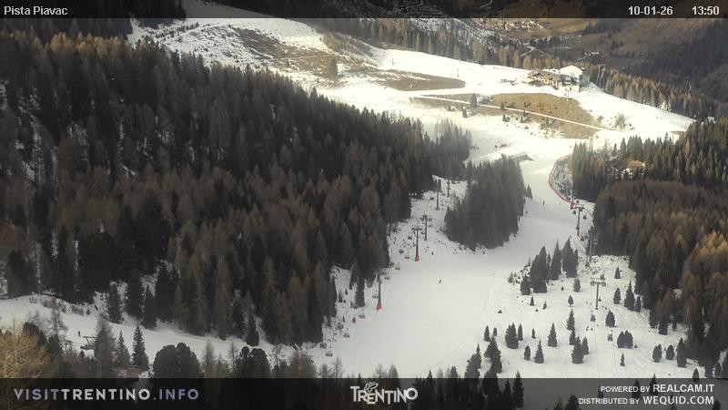 Archived image Webcam Piavac slope at Val di Fassa
