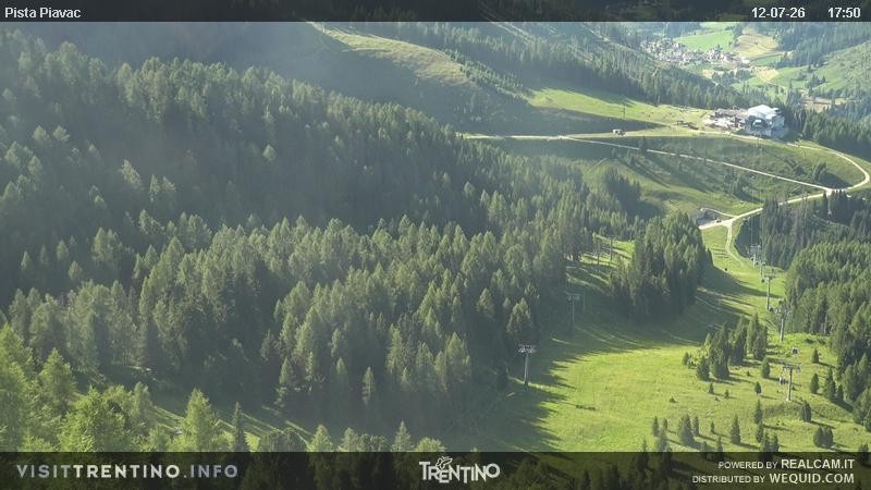 Archived image Webcam Piavac slope at Val di Fassa