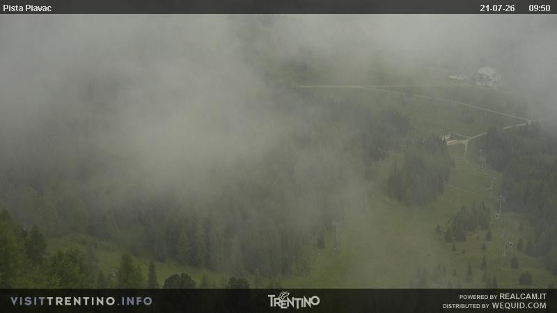 Archived image Webcam Piavac slope at Val di Fassa