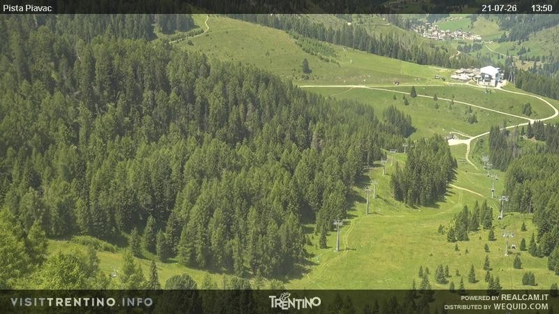 Archived image Webcam Piavac slope at Val di Fassa