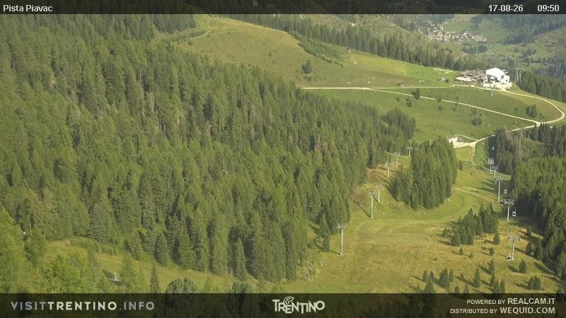 Archived image Webcam Piavac slope at Val di Fassa