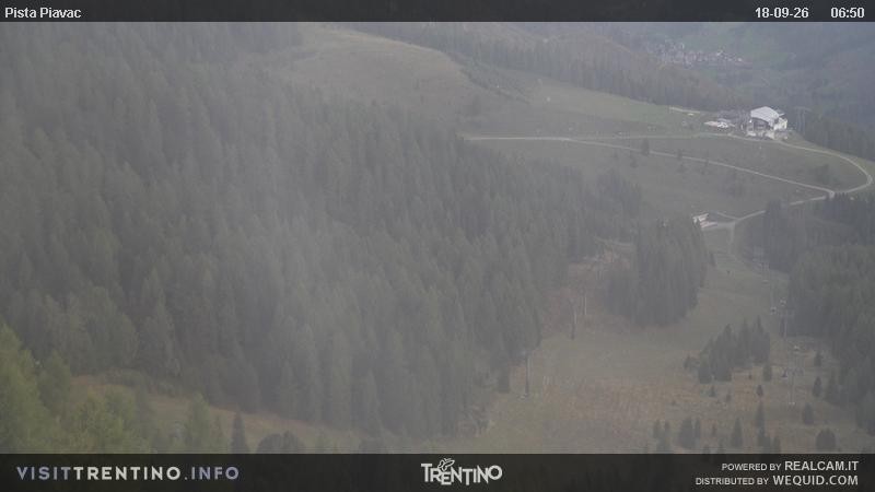 Archived image Webcam Piavac slope at Val di Fassa