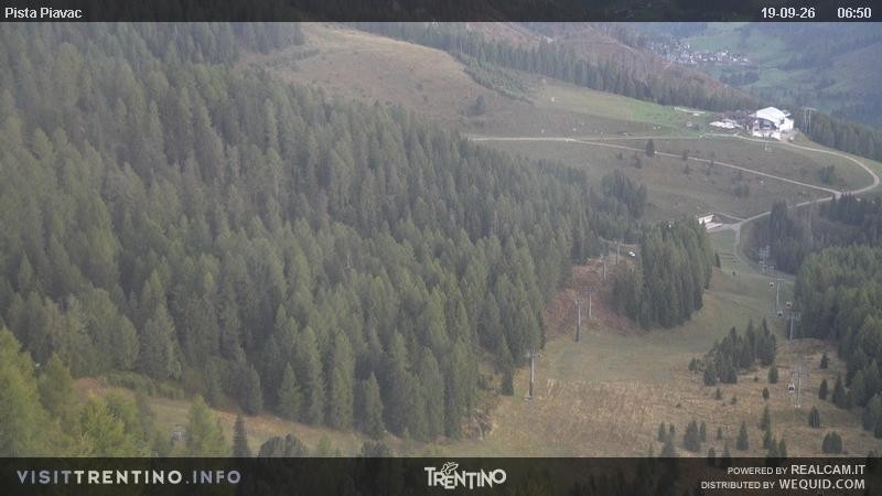 Archived image Webcam Piavac slope at Val di Fassa