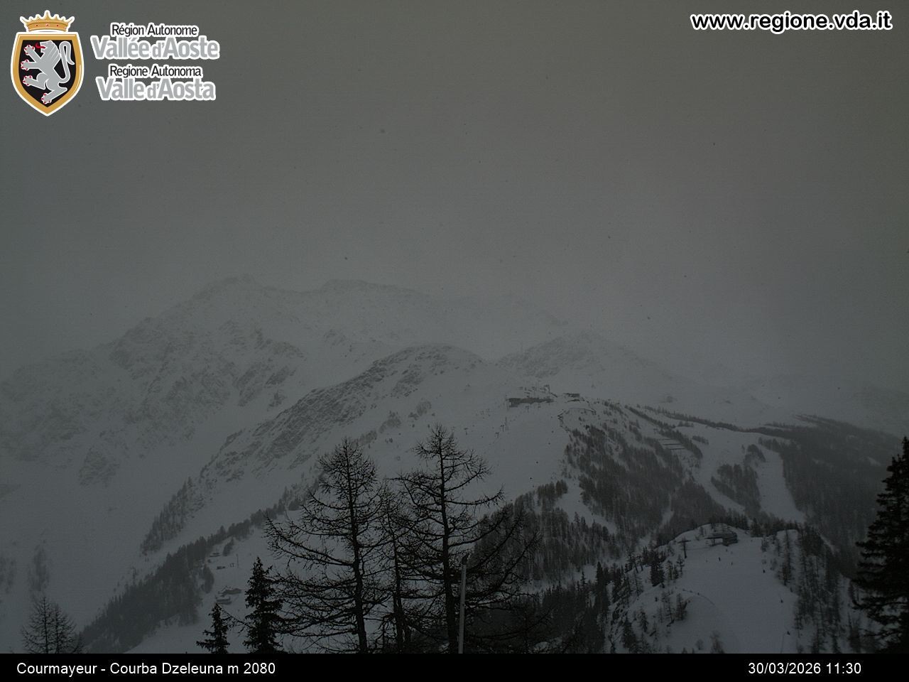 Archiv Foto Webcam Courmayeur im Aostatal
