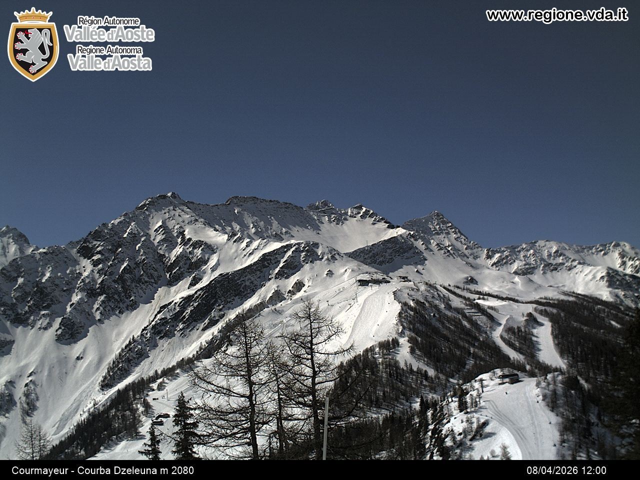 Archiv Foto Webcam Courmayeur im Aostatal