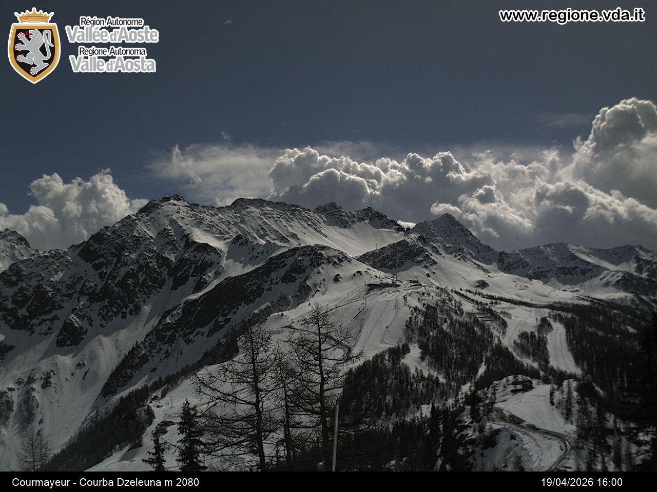 Archiv Foto Webcam Courmayeur im Aostatal