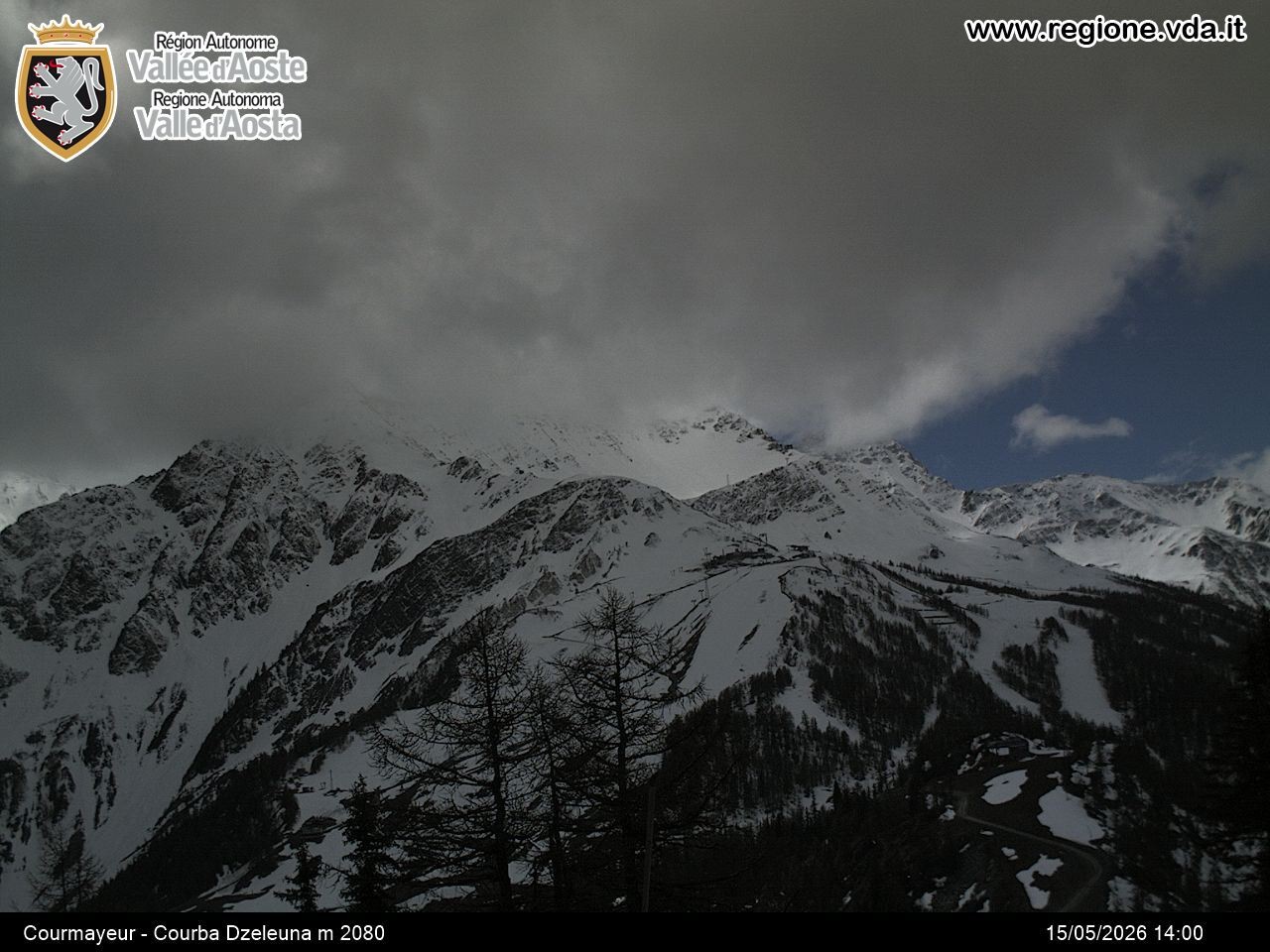 Archiv Foto Webcam Courmayeur im Aostatal