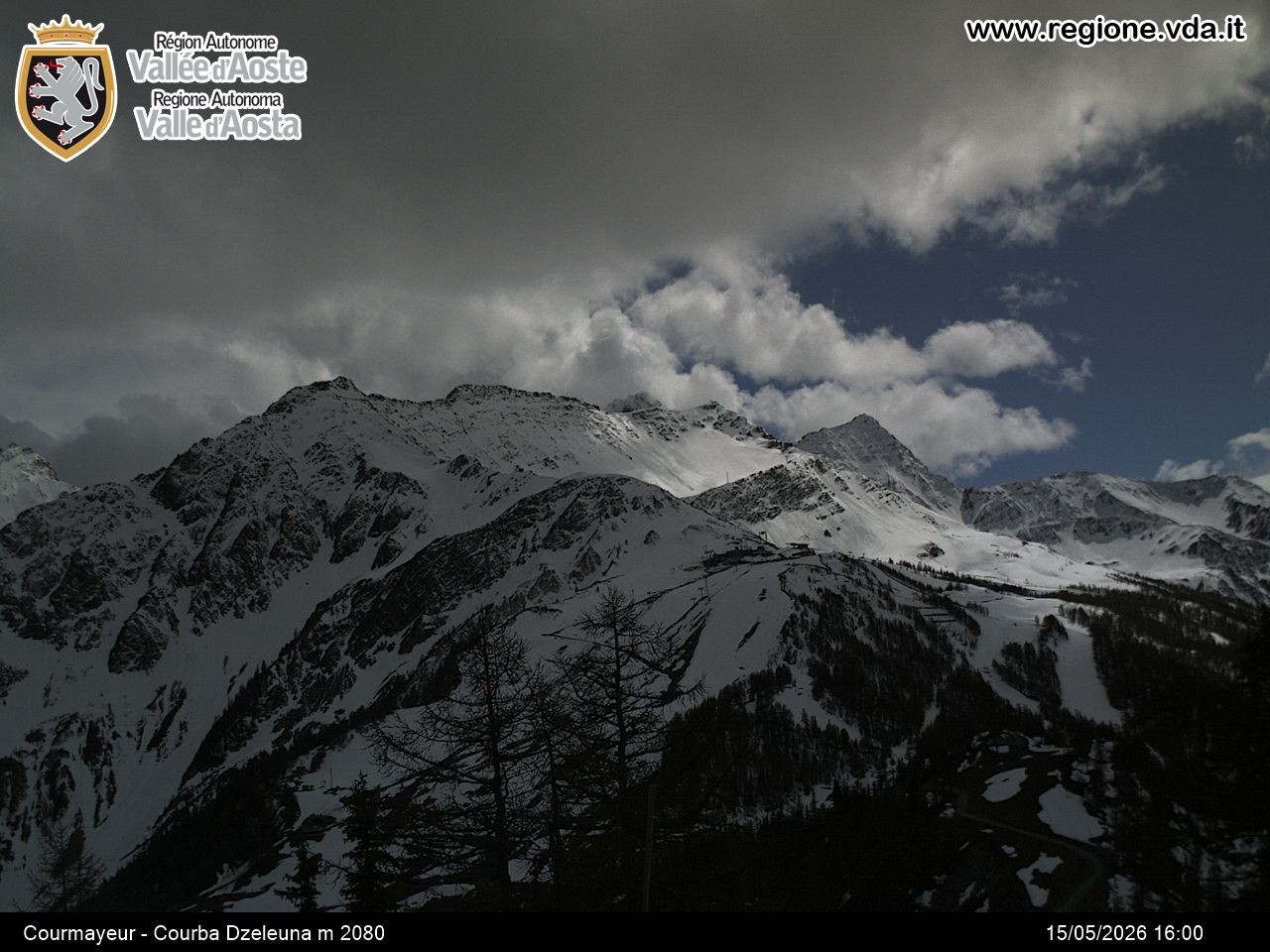 Archiv Foto Webcam Courmayeur im Aostatal