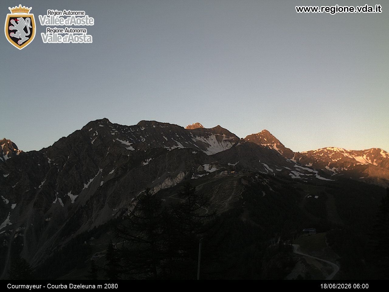 Archiv Foto Webcam Courmayeur im Aostatal