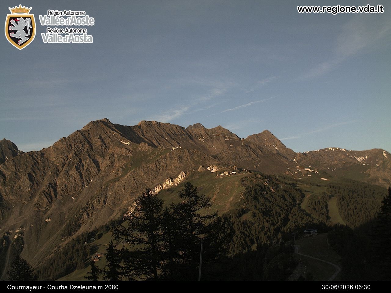 Archiv Foto Webcam Courmayeur im Aostatal