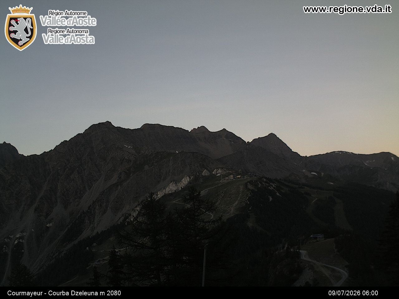 Archiv Foto Webcam Courmayeur im Aostatal