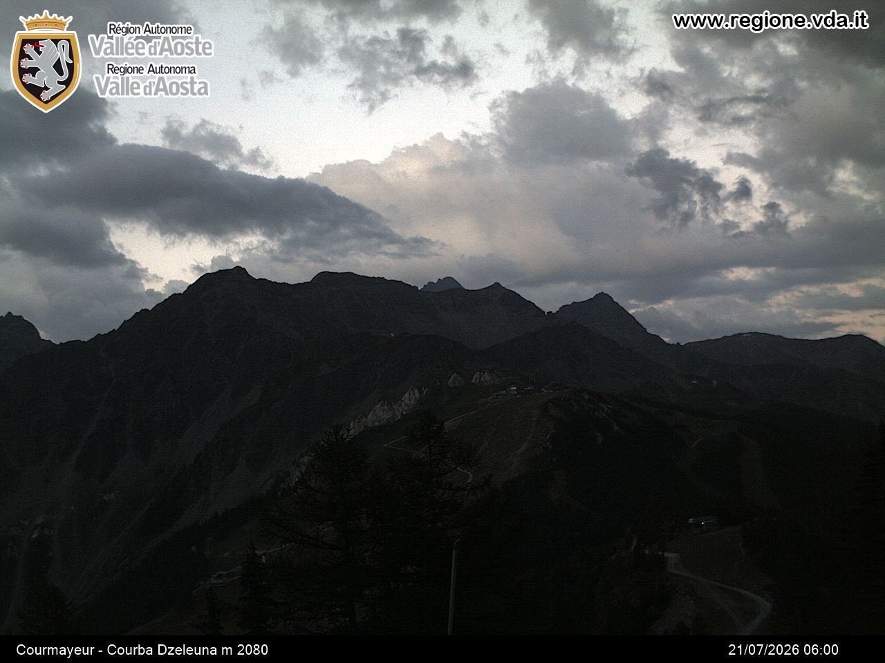 Archiv Foto Webcam Courmayeur im Aostatal
