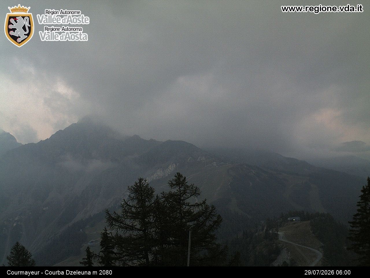 Archiv Foto Webcam Courmayeur im Aostatal