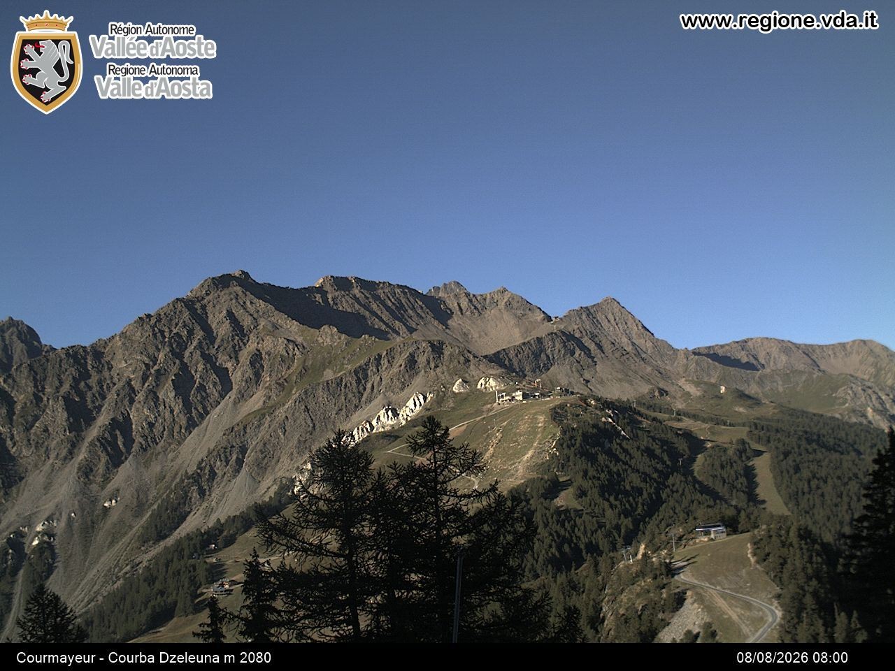 Archiv Foto Webcam Courmayeur im Aostatal