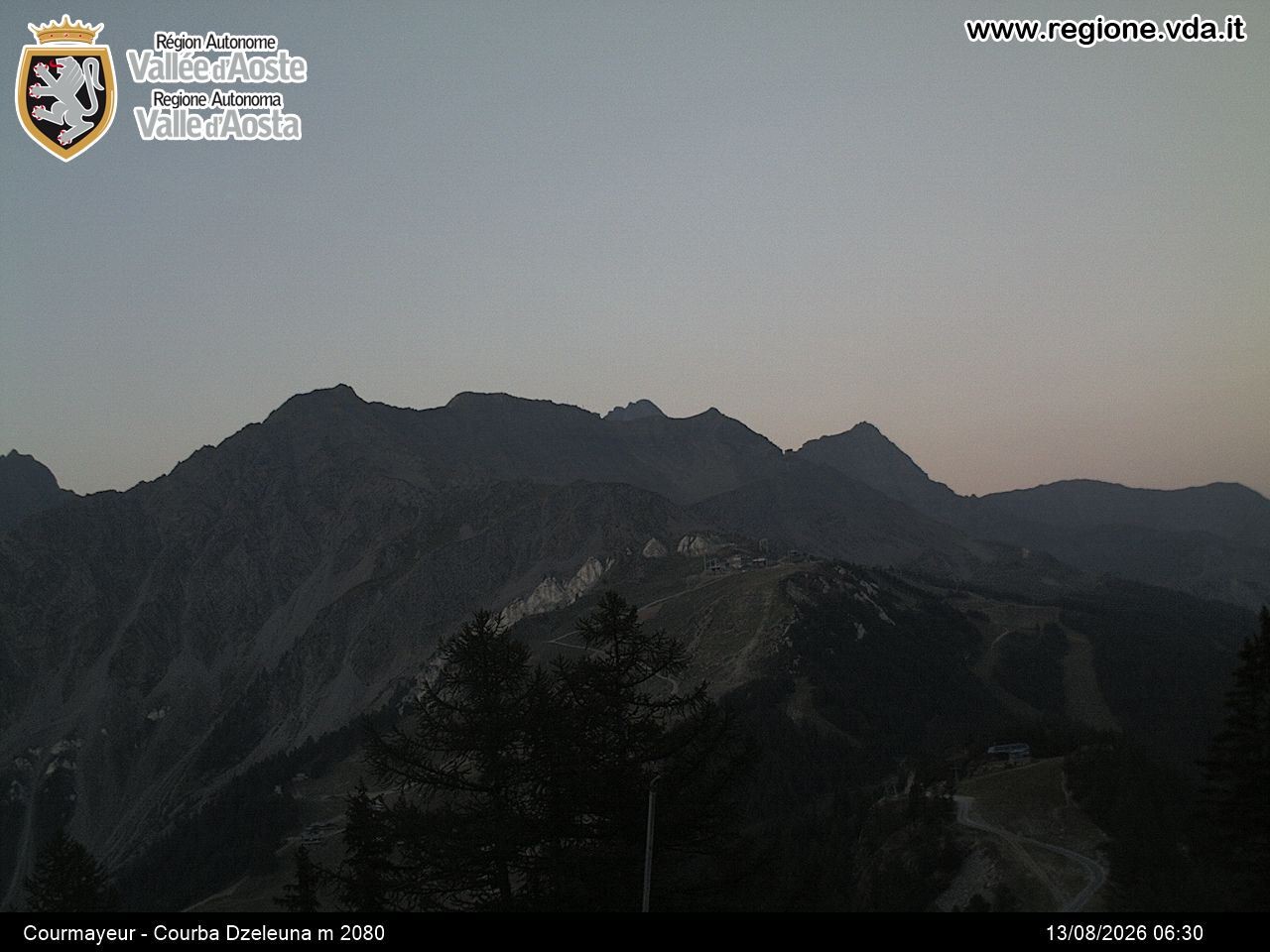 Archiv Foto Webcam Courmayeur im Aostatal