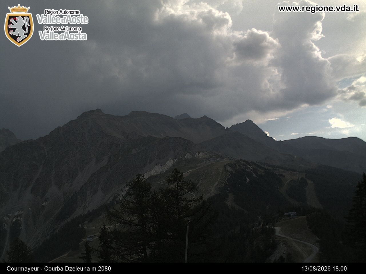 Archiv Foto Webcam Courmayeur im Aostatal