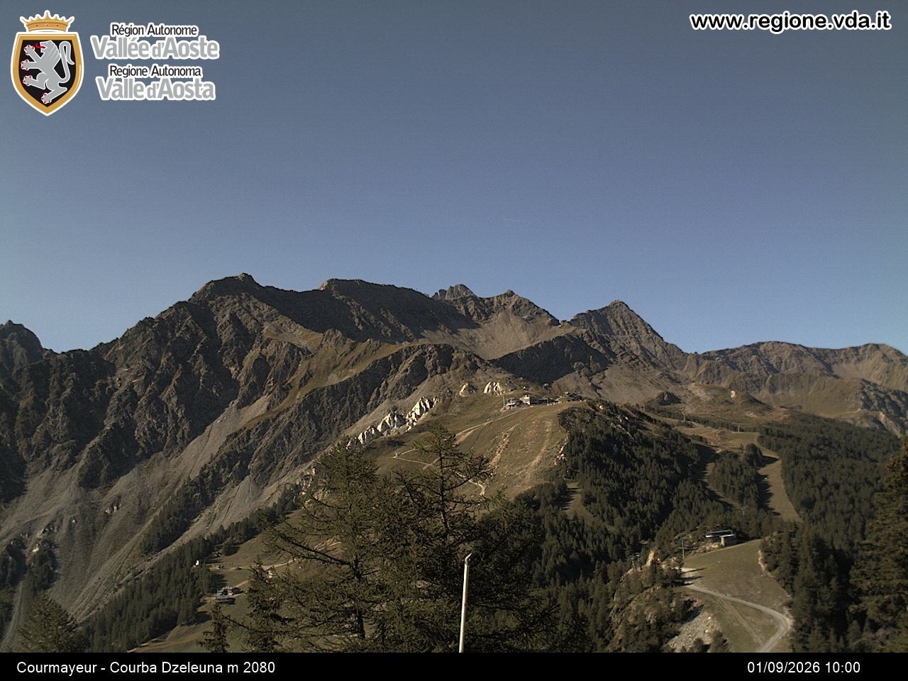 Archived image Webcam Courmayeur in the Aosta Valley