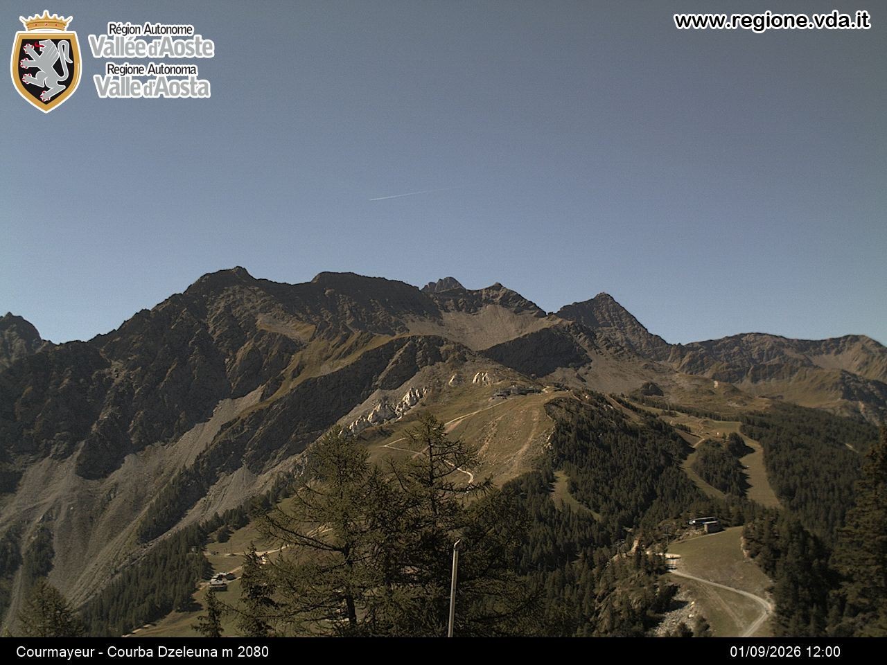 Archived image Webcam Courmayeur in the Aosta Valley