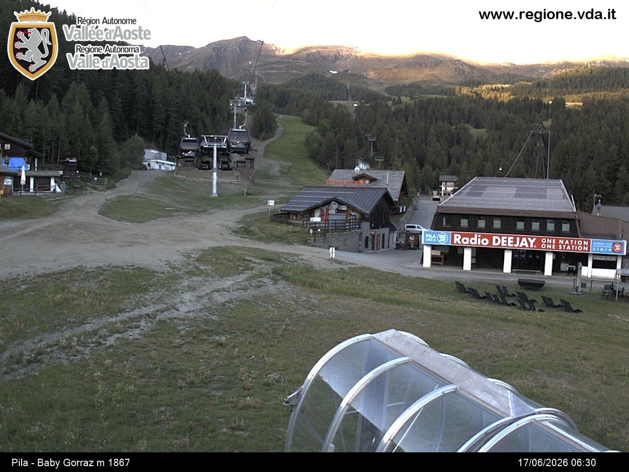 Archiv Foto Webcam Pila, Bergstation Baby Gorraz