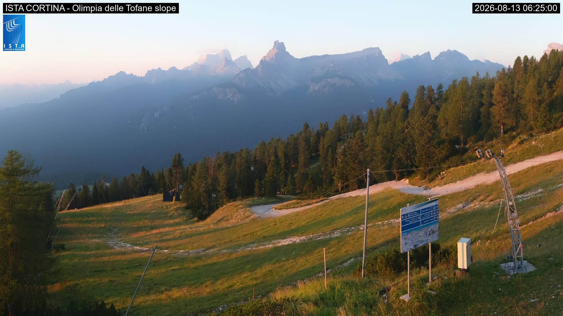 Archiv Foto Webcam Duca d'Aosta in Cortina