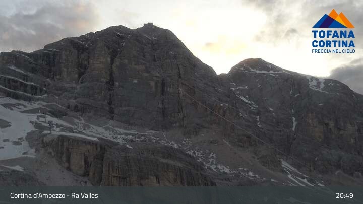 Archiv Foto Webcam Ra Valles (2.470 m)