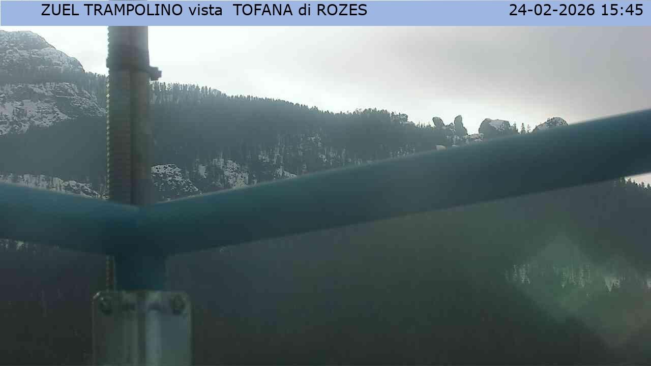 Archiv Foto Webcam Tofana di Rozes (3.225 m)