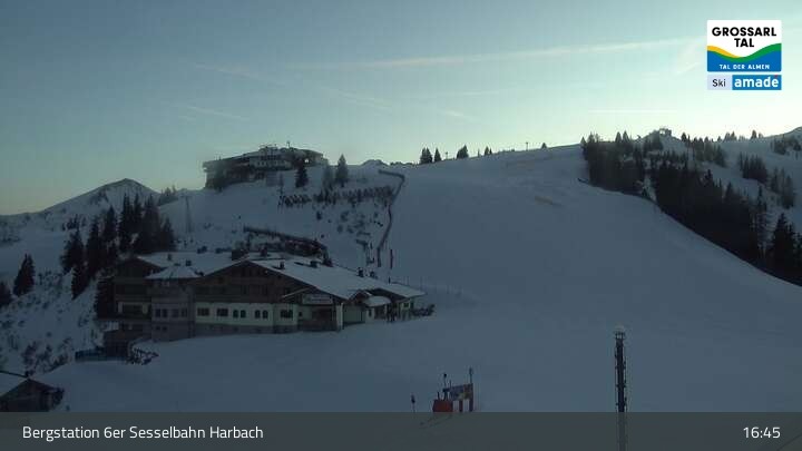 Archived image Webcam Großarl - Bergstation 6er Sesselbahn Harbach
