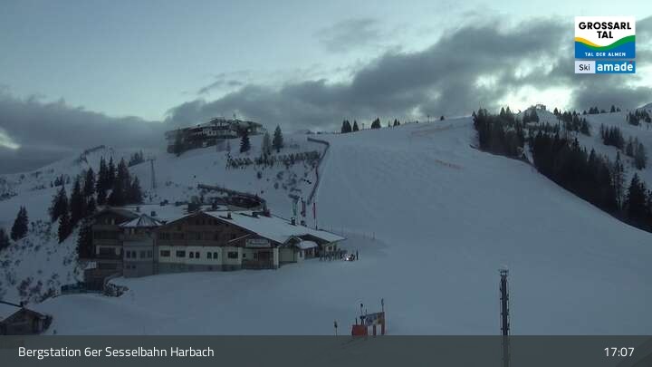 Archiv Foto Webcam Großarl - Bergstation 6er Sesselbahn Harbach