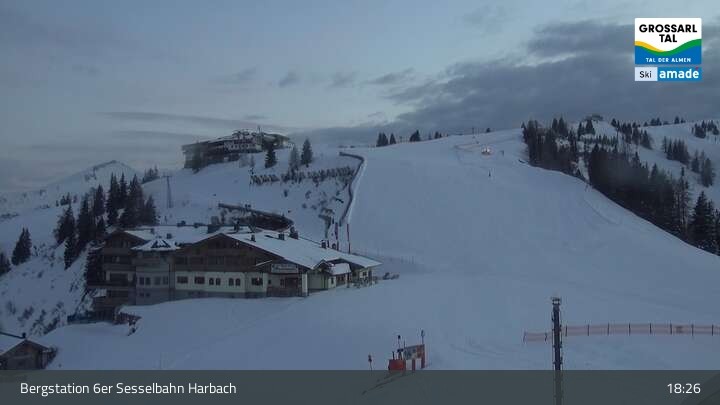 Archiv Foto Webcam Großarl - Bergstation 6er Sesselbahn Harbach