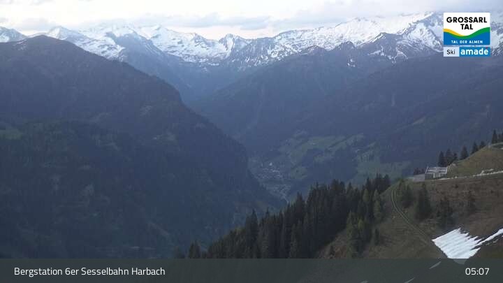 Archiv Foto Webcam Großarl - Bergstation 6er Sesselbahn Harbach