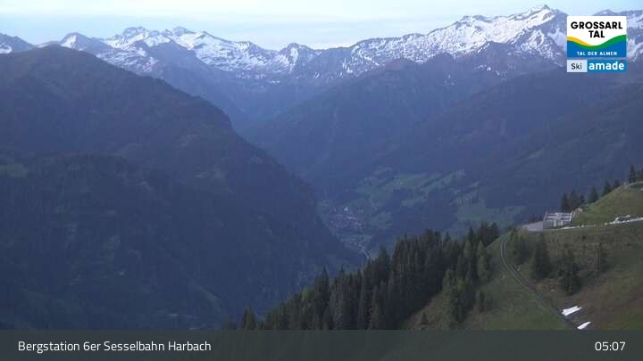 Archiv Foto Webcam Großarl - Bergstation 6er Sesselbahn Harbach