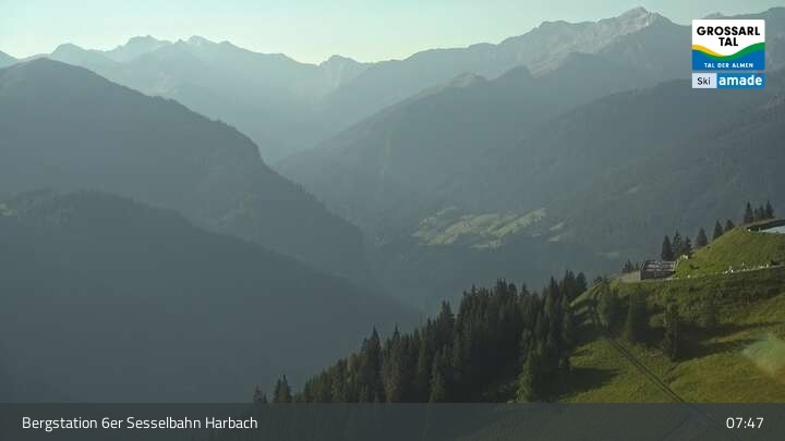 Archiv Foto Webcam Großarl - Bergstation 6er Sesselbahn Harbach