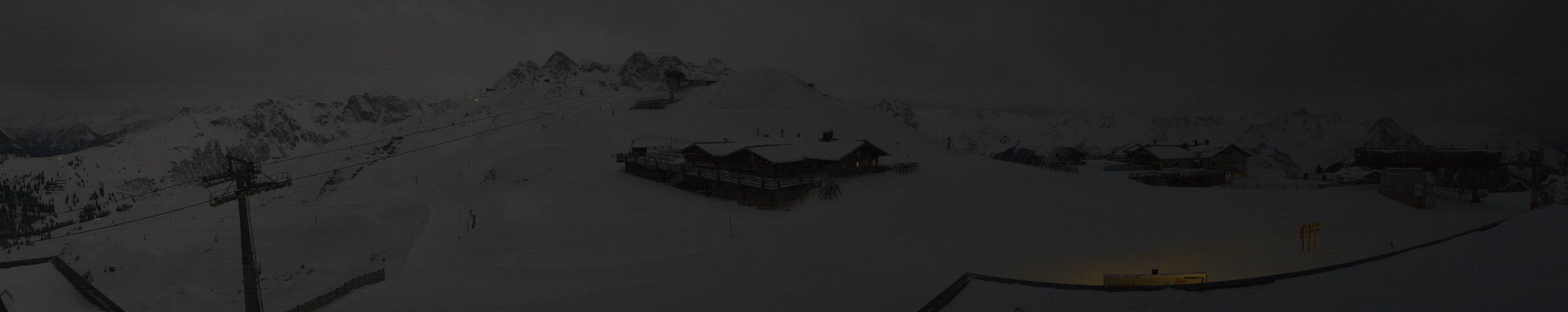 Archiv Foto Webcam Valisera Berg Sicht auf Nova Stoba